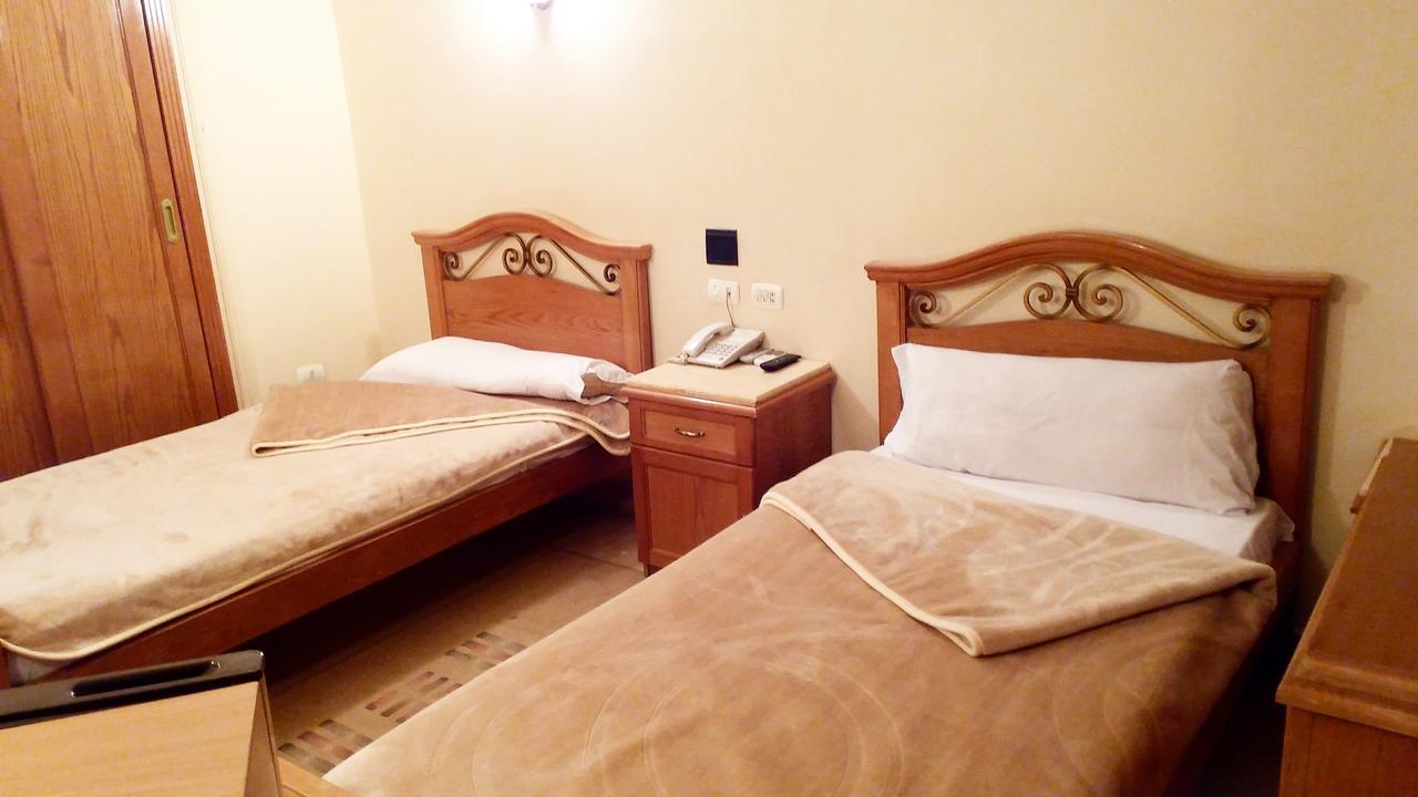 Applicators Hotel Абу Симбел Екстериор снимка